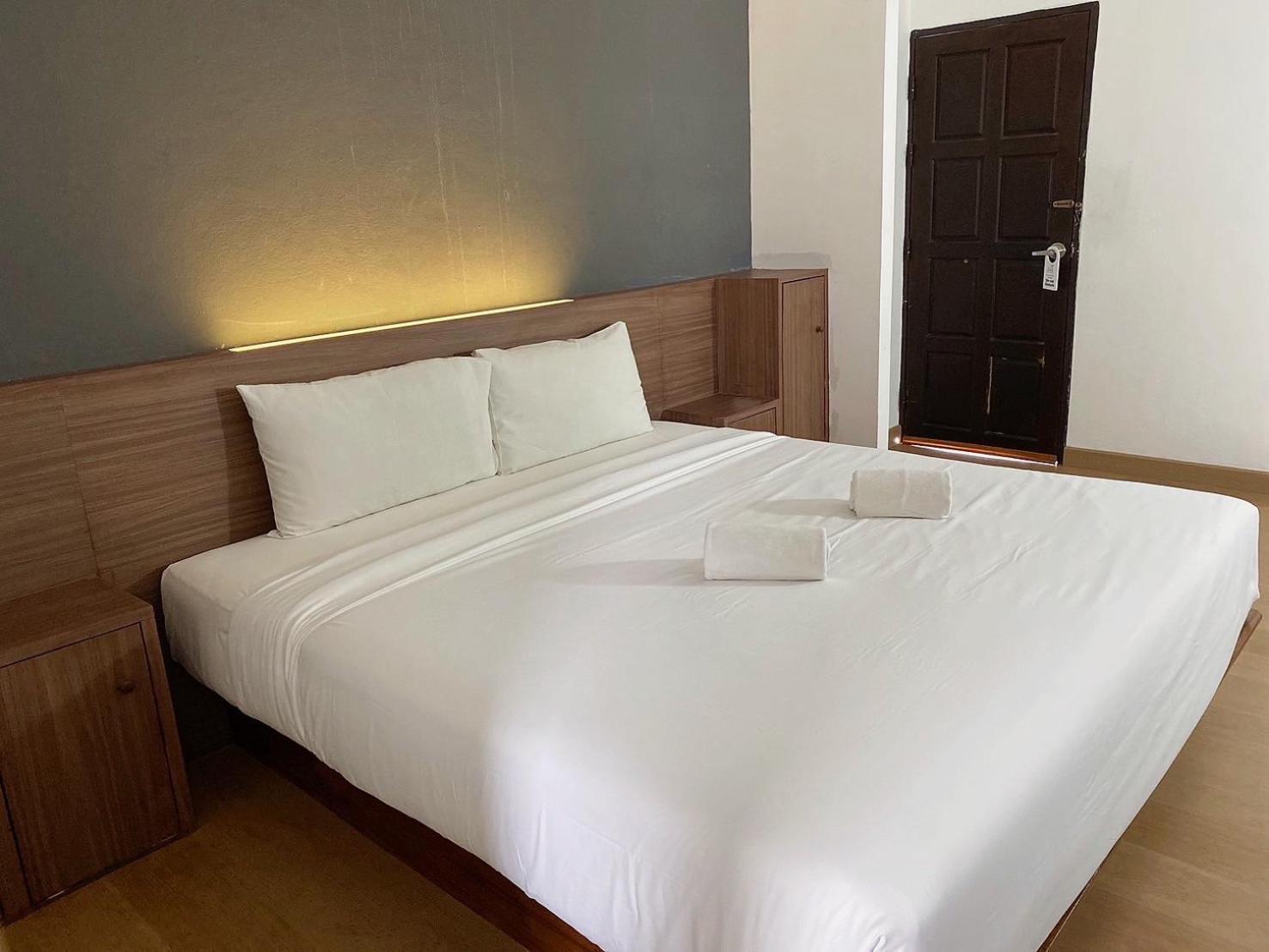 Shane Hotel 3*